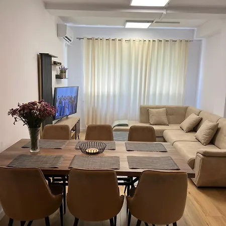 Casa Bianca Collection * Tirana